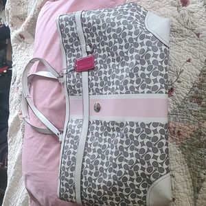 Coach Chelsea Heritage Diaper Bag. Good condition a few scuffs on the corners.